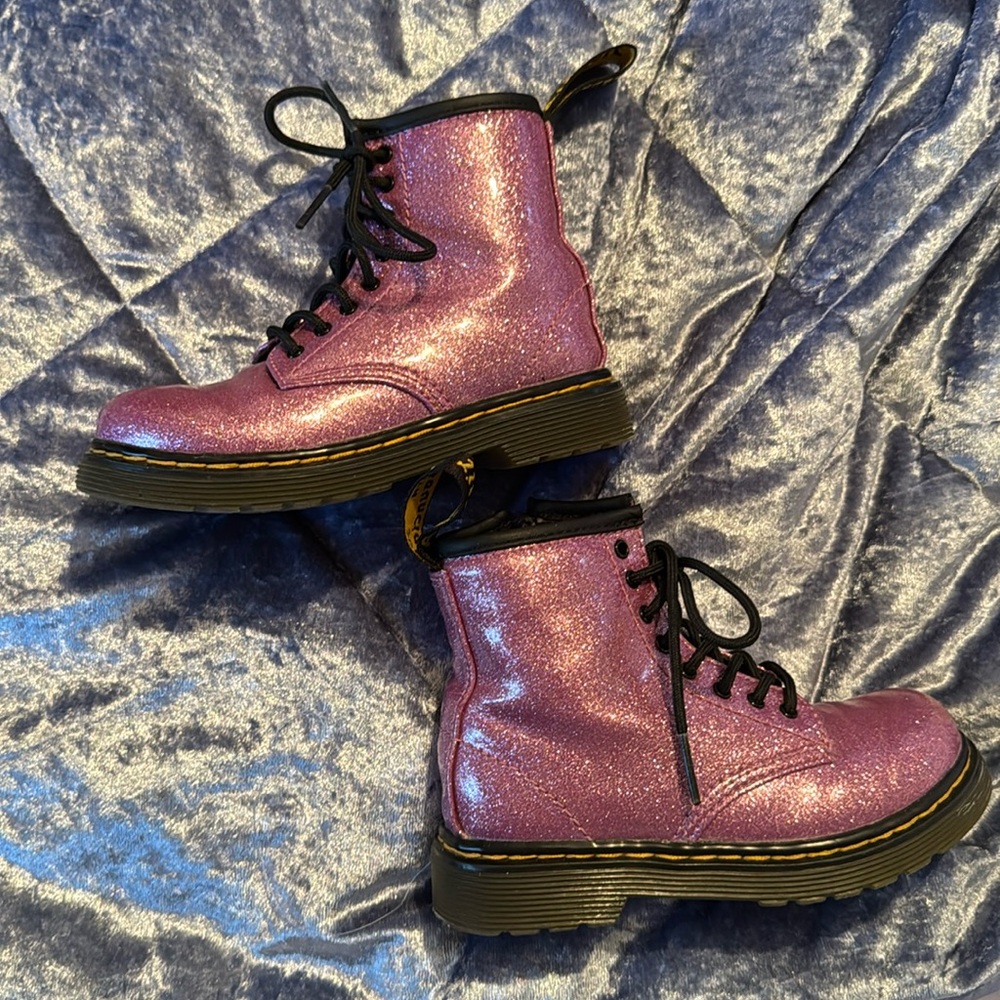 Toddler size 9, Doc, Martins
